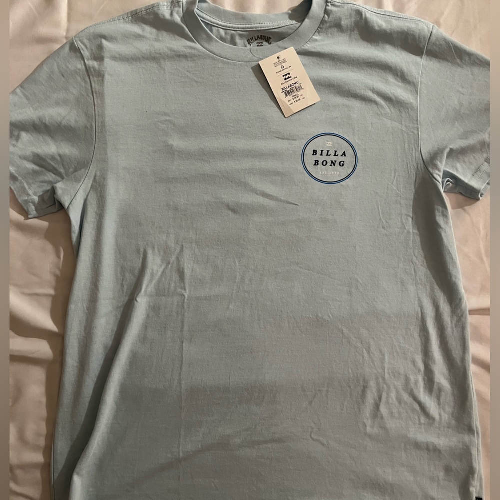 Billabong Shirt. (M). Brand new.